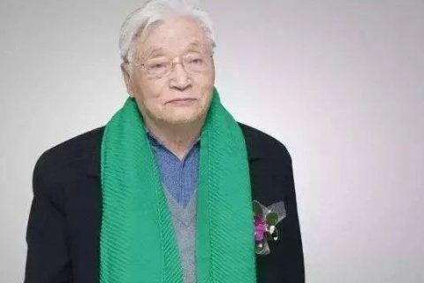 【国医颂】陈宝田将军级教授，血博士研发者